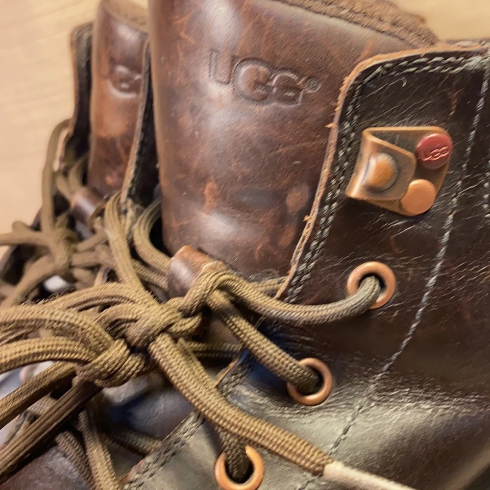 UGG stamp sz13